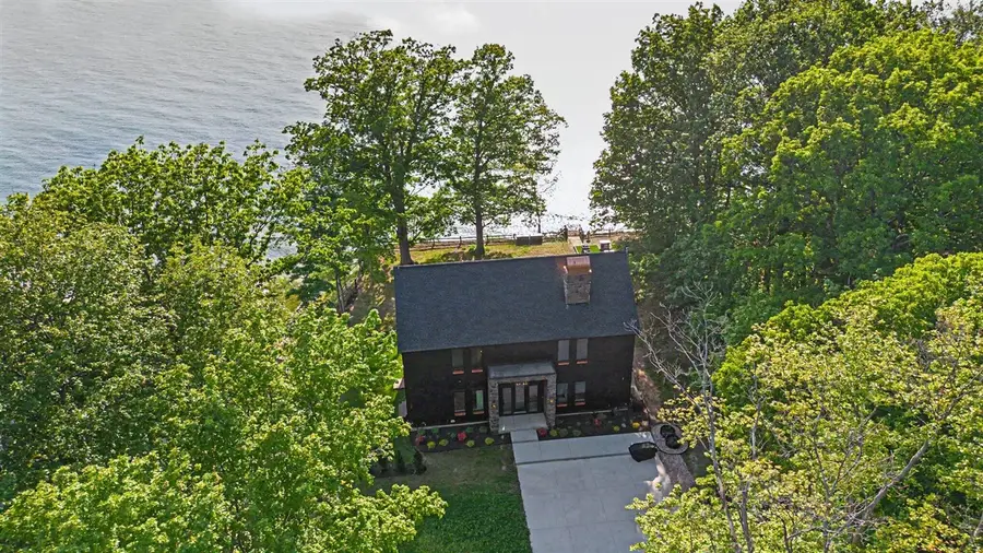 2578 Lakeshore, Fennville, MI 49408 - #2