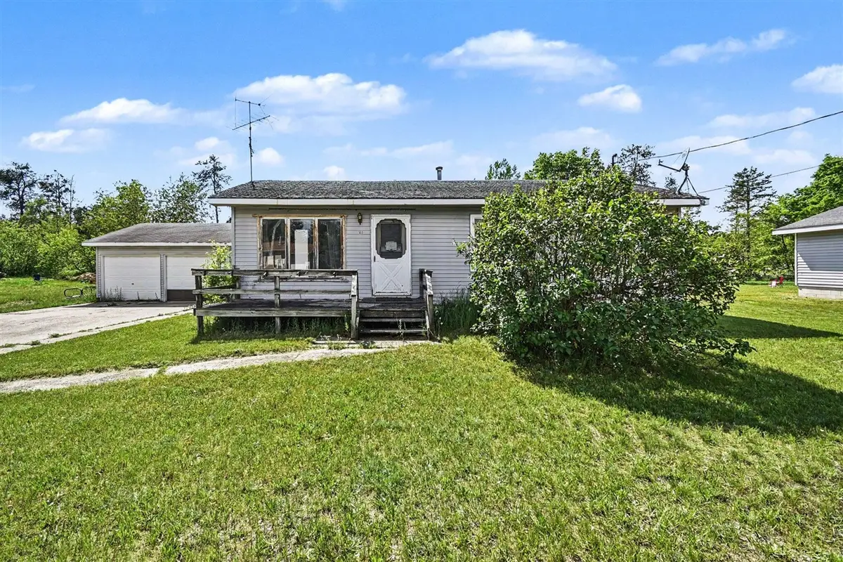 561 Pembroke, Grayling, MI 49738 - #1