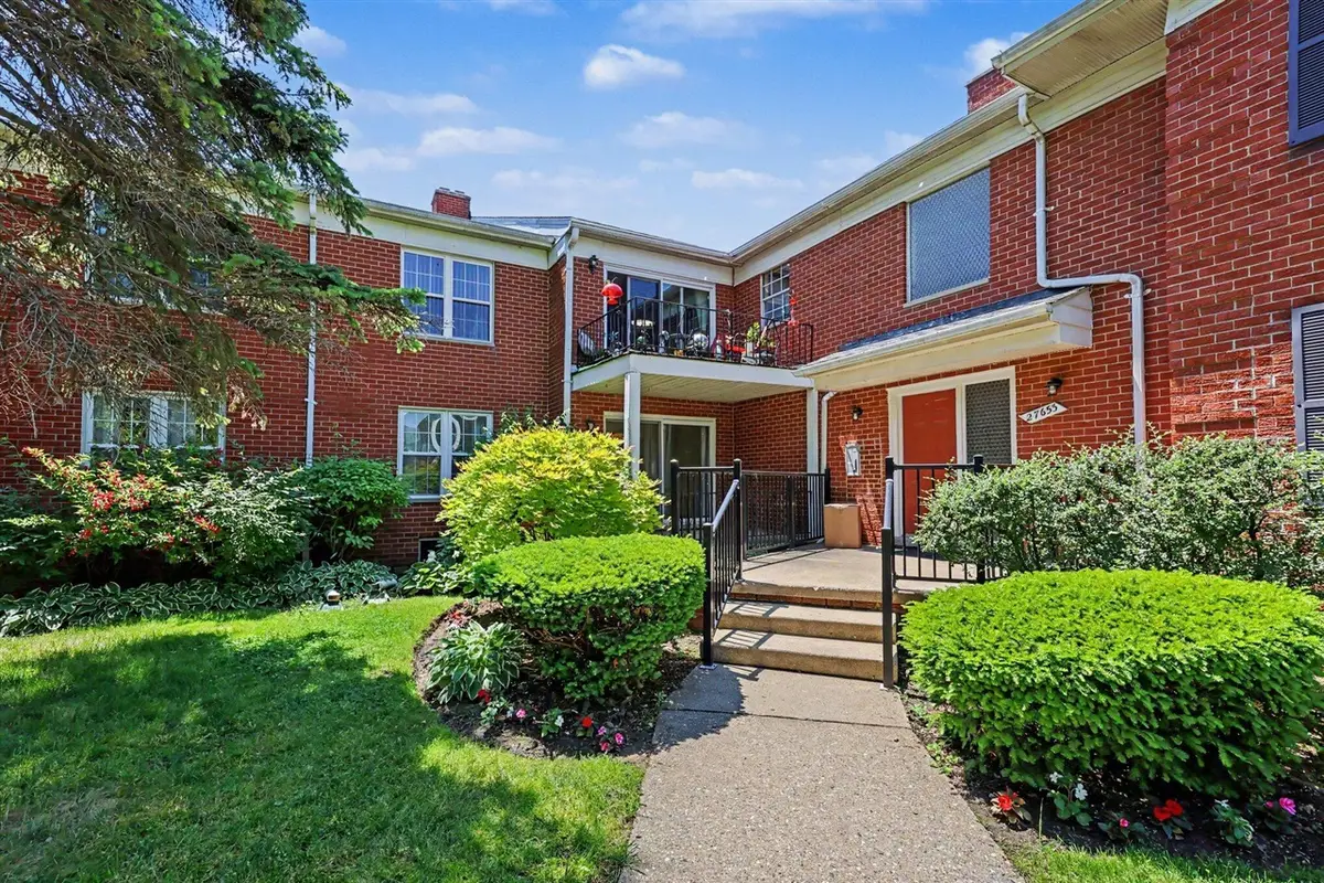 27653 W Echo #113, Farmington Hills, MI 48334 - #1