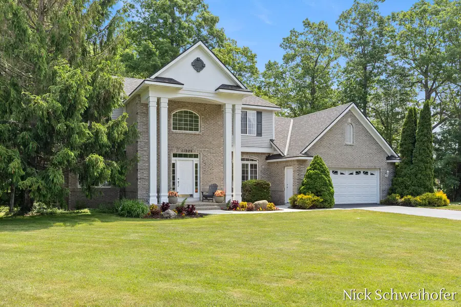 11220 Oak Grove, Grand Haven, MI 49417 - #2