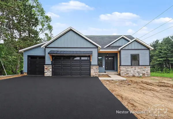 186 9 Mile, Comstock Park, MI 49321