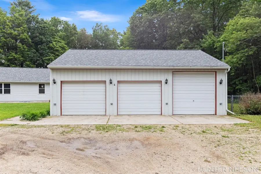 1081 E 98th, Grant, MI 49327 - #3