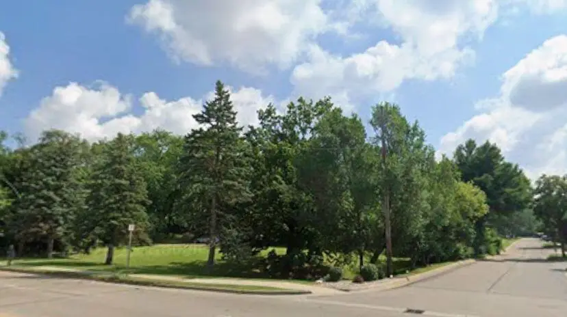 1913 S Drake, Kalamazoo, MI 49006 - #3