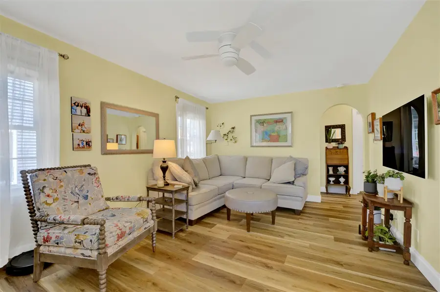 514 Edgell, South Haven, MI 49090 - #3