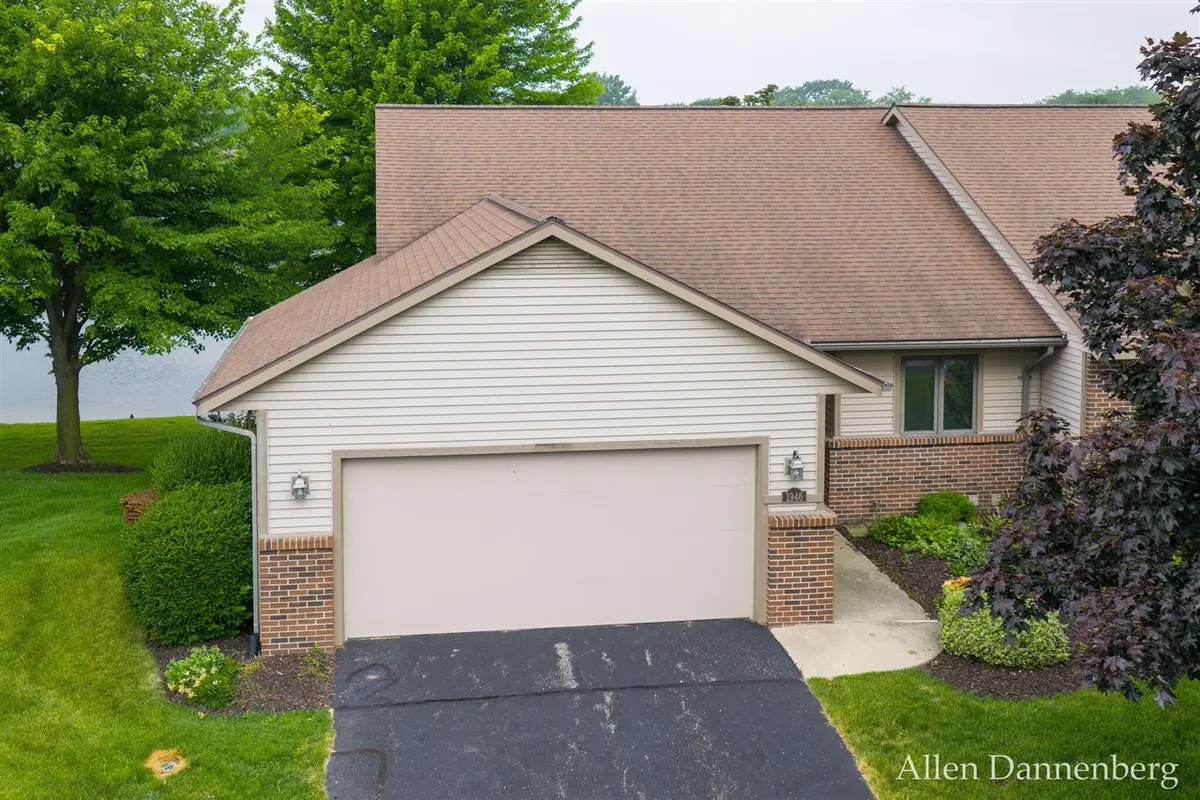 1946 Lakeview, Zeeland, MI 49464 - #1