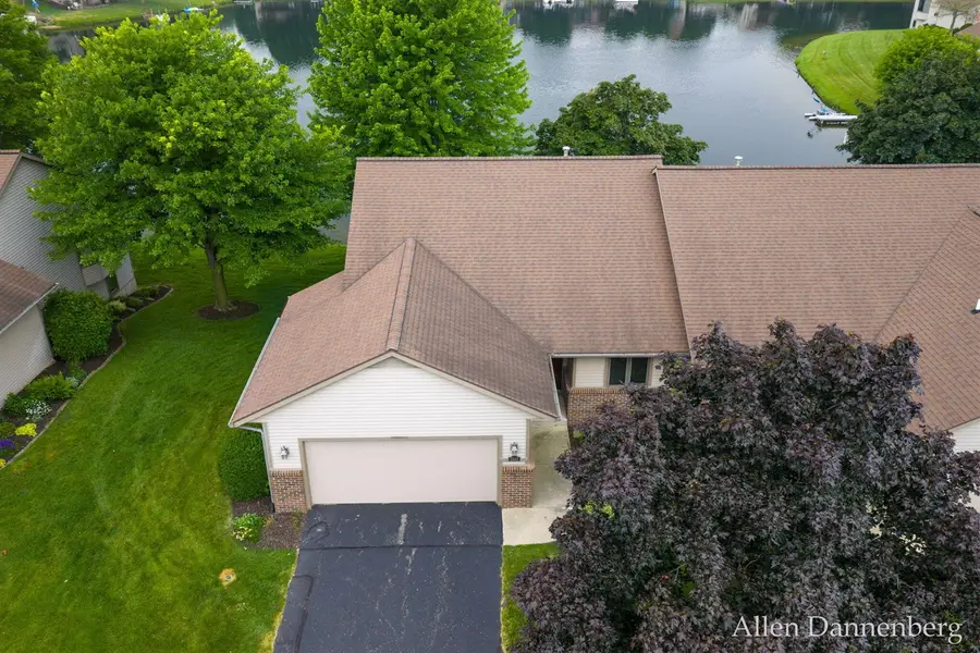 1946 Lakeview, Zeeland, MI 49464 - #2