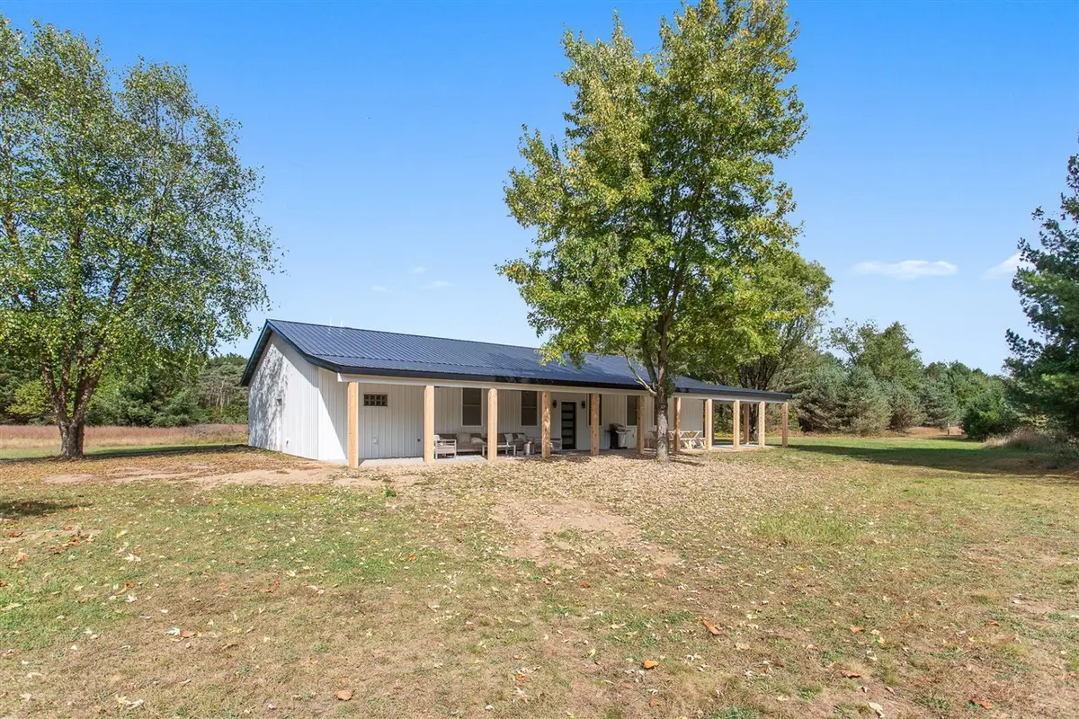 7924 S Beech, Howard City, MI 49329 - #1