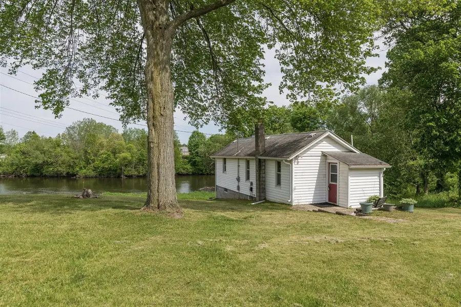 810 S Constantine, Three Rivers, MI 49093 - #2