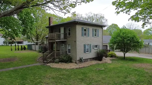 709 E Isham, Lyons, MI 48851