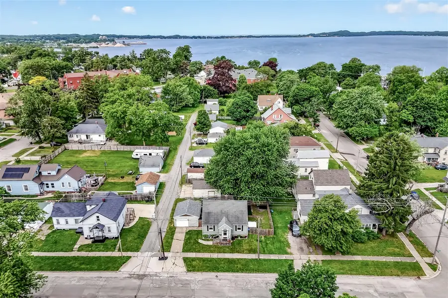 1451 Barclay, Muskegon, MI 49441 - #2