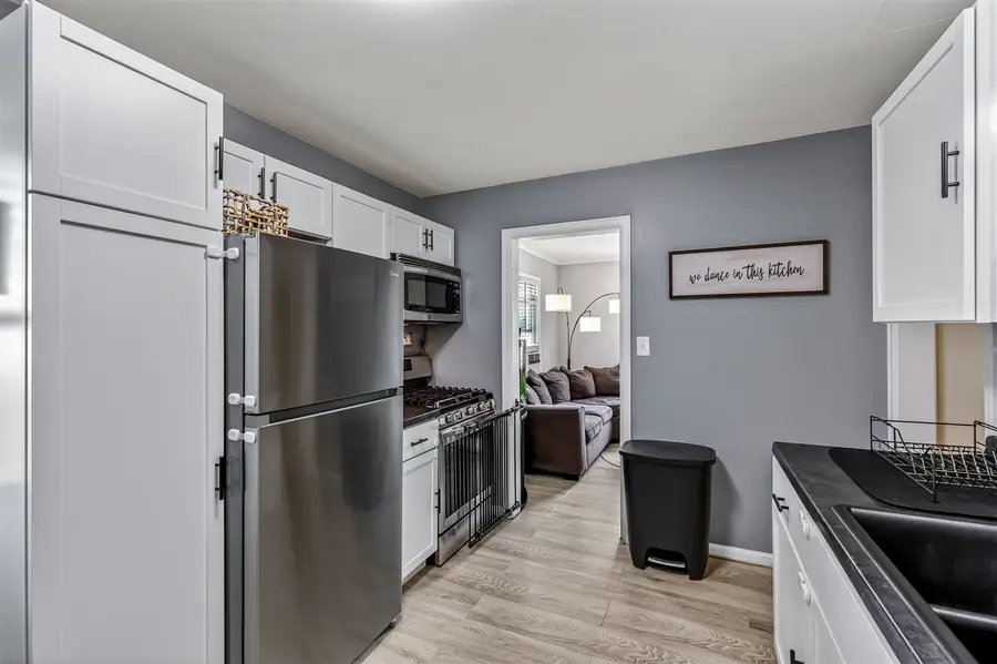 1451 Barclay, Muskegon, MI 49441 - #3