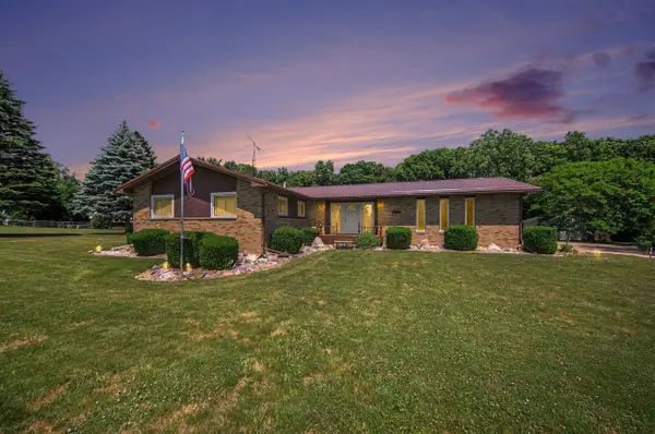 4555 Clinton, Jackson, MI 49201