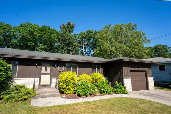 3127 Haverhill, Muskegon, MI 49441