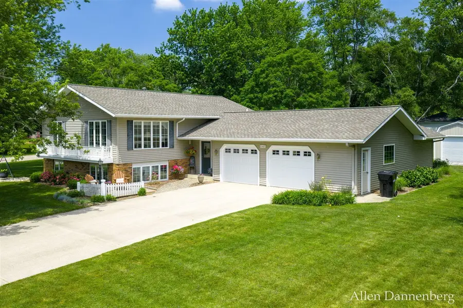 10497 Beechnut, Zeeland, MI 49464 - #2