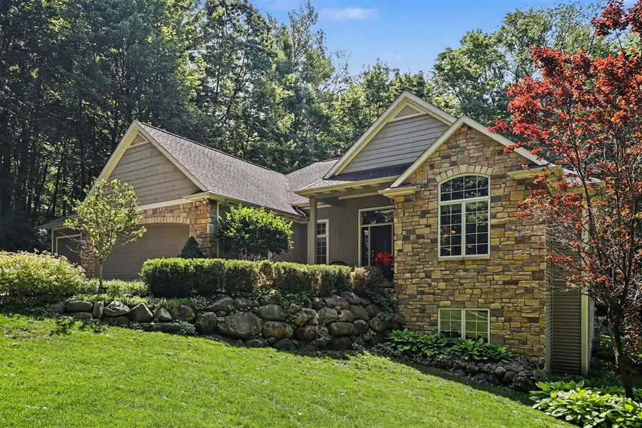 9428 Marshwood, Richland, MI 49083 - #2