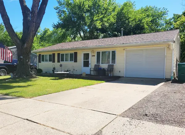5741 Roanoke, Portage, MI 49024