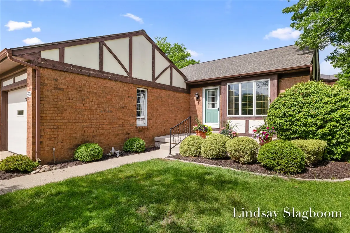 2201 Radcliff #96, Grand Rapids, MI 49546 - #1