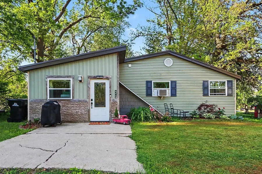 240 W Amy, Hastings, MI 49058 - #2