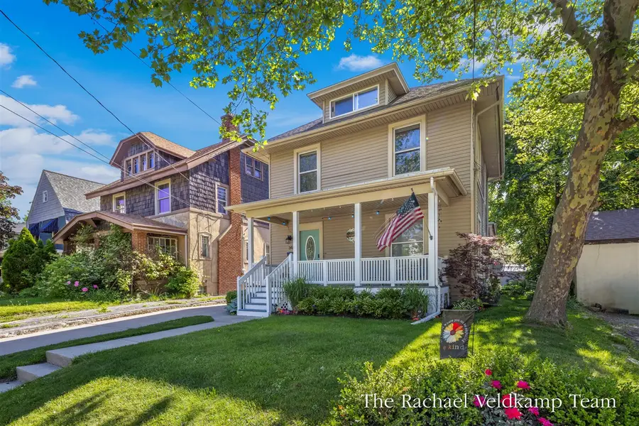 348 Gladstone, Grand Rapids, MI 49506 - #2