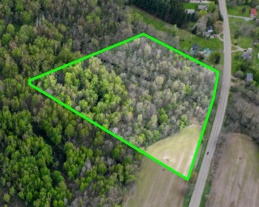 4 Bunkerhill, Jackson, MI 49201 - #3
