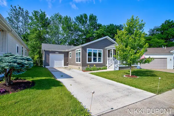 5254 W Scenic Turn, Holland, MI 49423