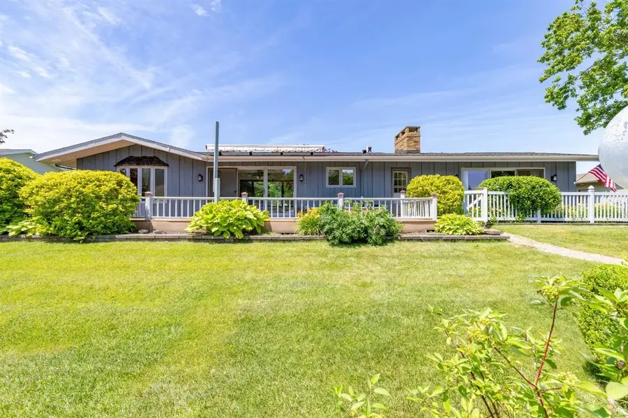 68911 Island, Edwardsburg, MI 49112 - #2