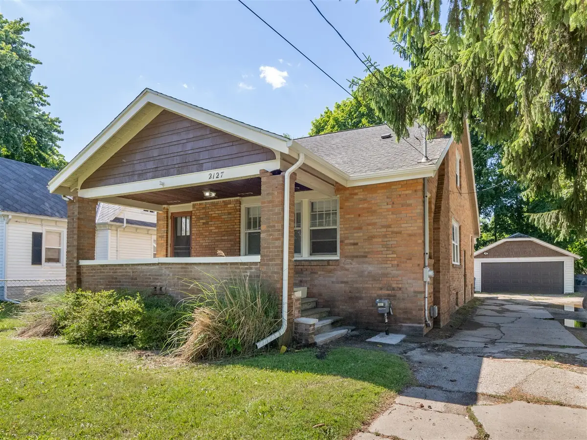 2127 W Main, Kalamazoo, MI 49006 - #1