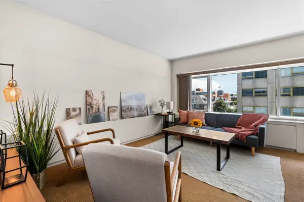 555 E William #4J, Ann Arbor, MI 48104
