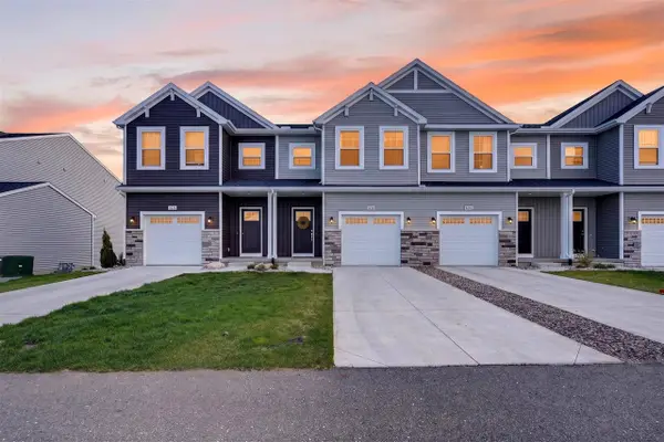 4628 Glen Haven, Grand Rapids, MI 49512