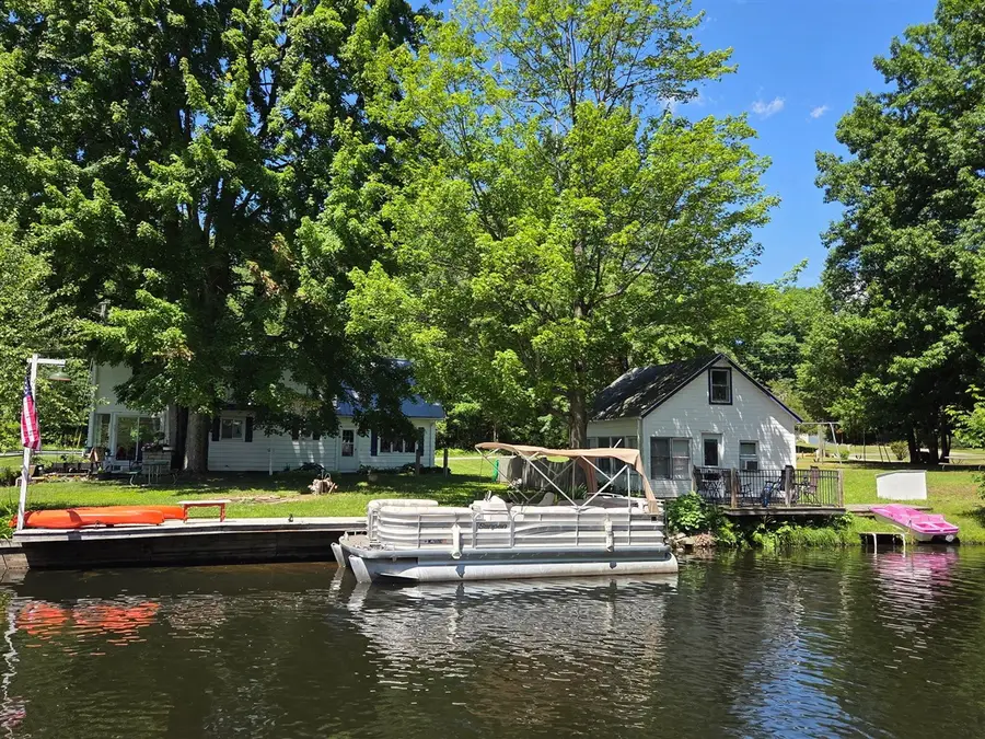 11482 Lakeshore, Lakeview, MI 48850 - #3