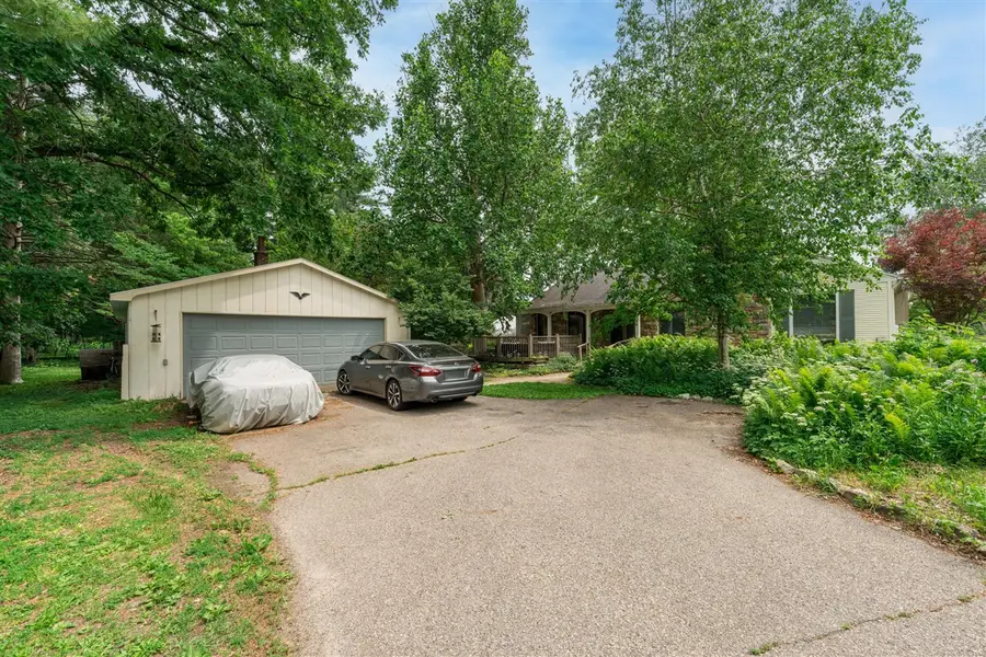 117 Lincoln, Marshall, MI 49068 - #2