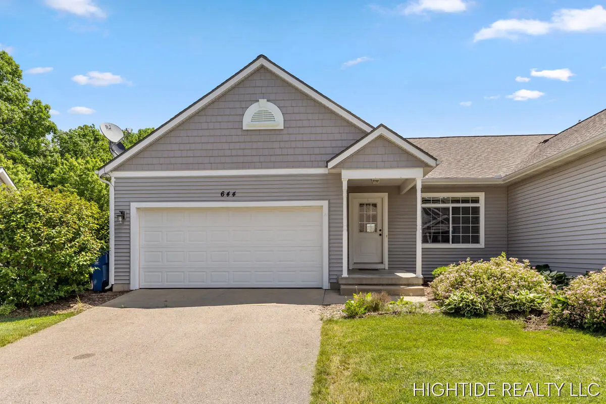 644 Wren, Middleville, MI 49333 - #1