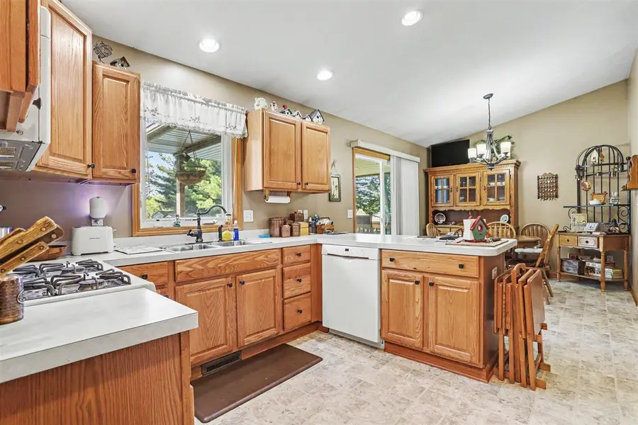 1716 143rd, Dorr, MI 49323 - #3