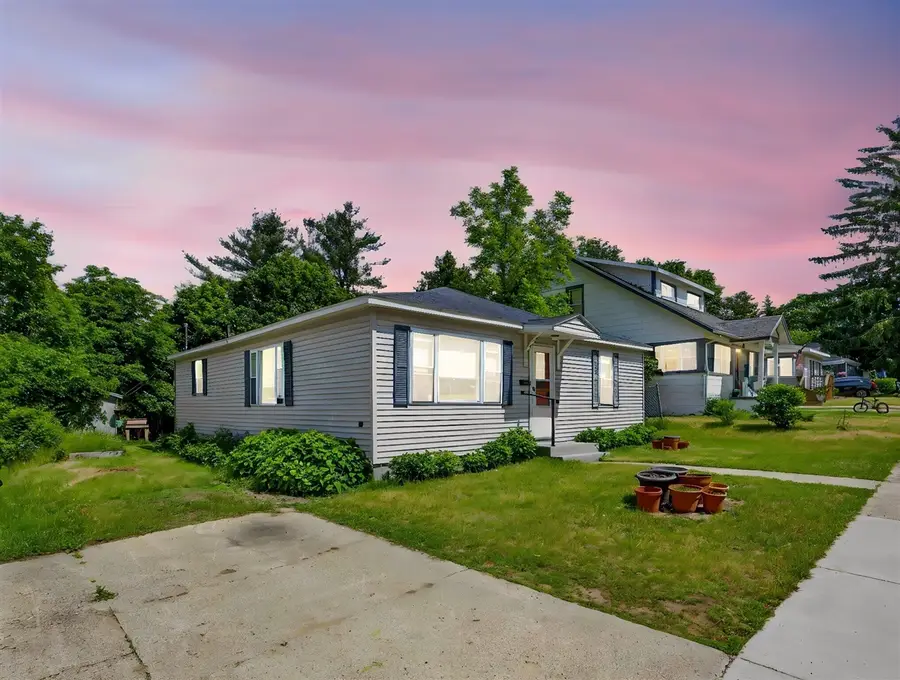 415 Crippen, Cadillac, MI 49601 - #2