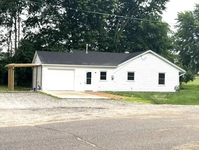 69225 Section, Edwardsburg, MI 49112 - #2