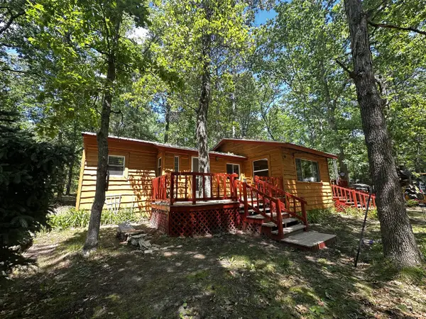 6552 W 11 1/2 Mile, Irons, MI 49644