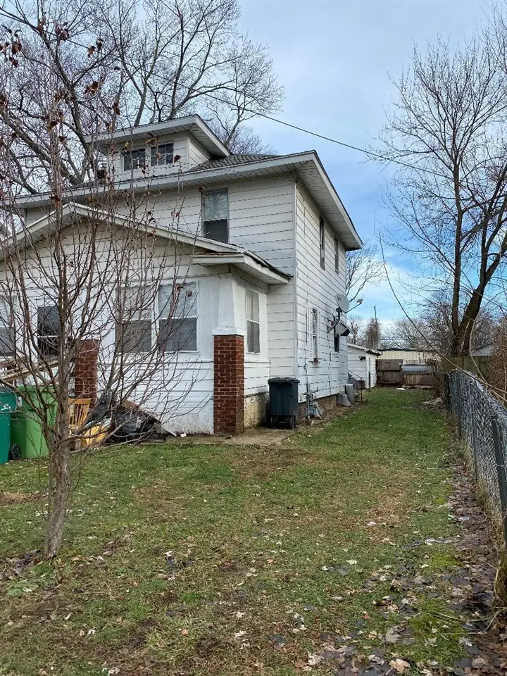 430 N 21st, Springfield, MI 49037 - #2