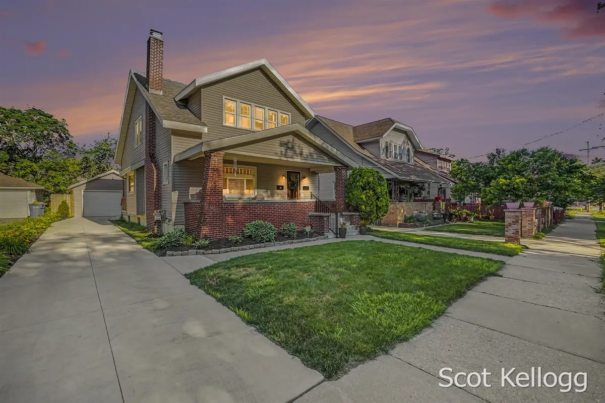 1821 Collins, Grand Rapids, MI 49507 - #1