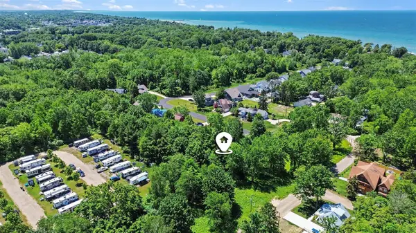 41 Lincoln, South Haven, MI 49090