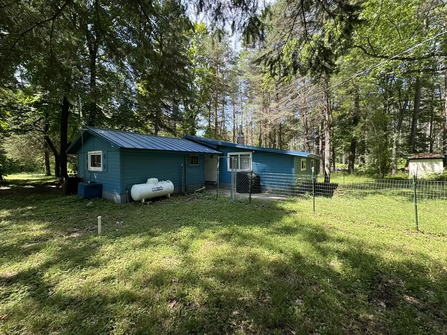 5022 E State, Cadillac, MI 49601 - #3