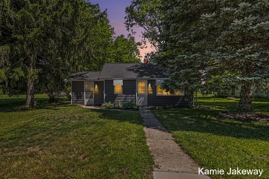 1012 Masonic, Belding, MI 48809 - #3