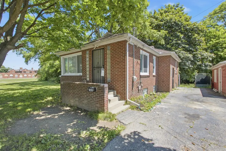 182 Summit, Pontiac, MI 48342 - #3