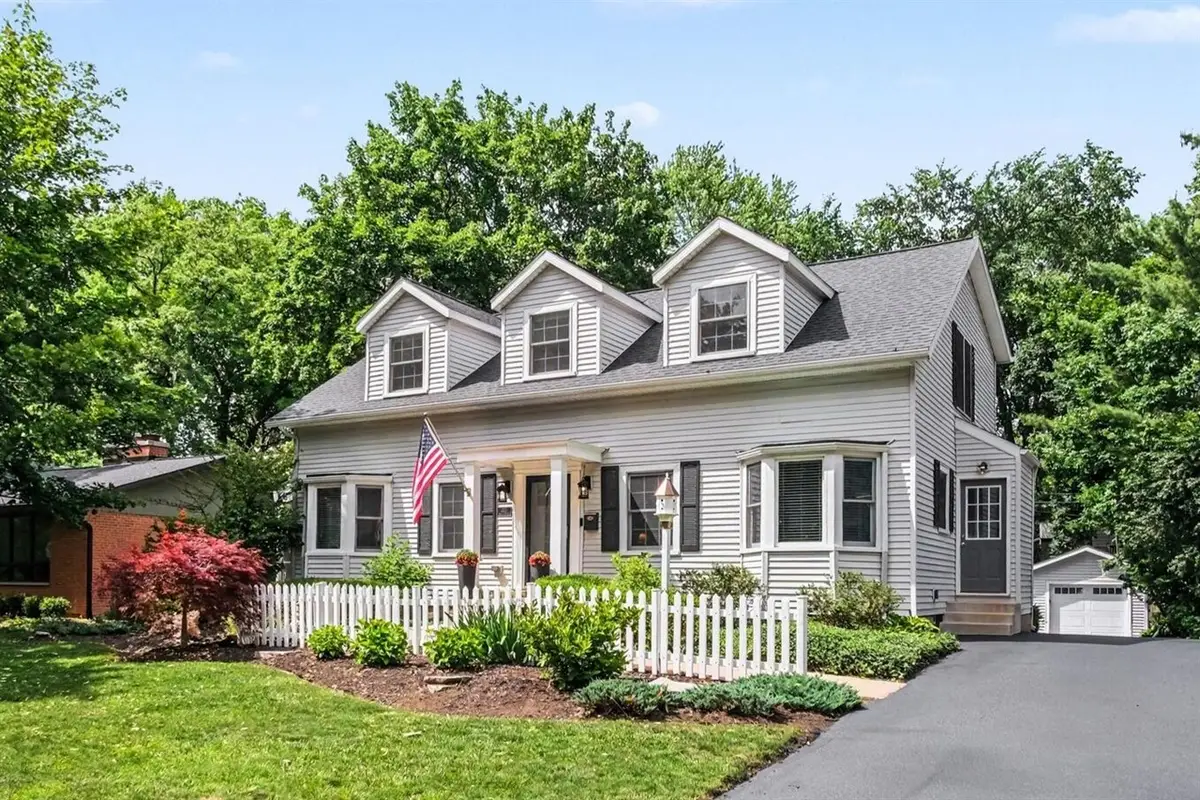 2621 Elmwood, Grand Rapids, MI 49506 - #1