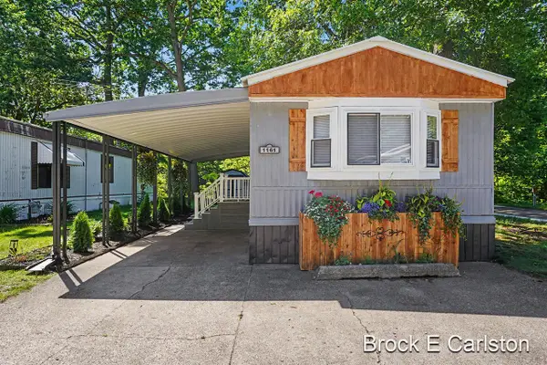 1161 Calgary, Norton Shores, MI 49444