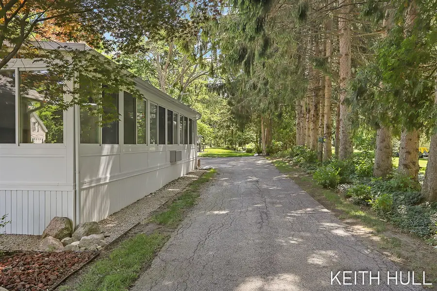 1328 Maplerow, Grand Rapids, MI 49534 - #2