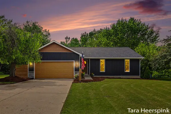 6237 Arroyo Vista, Rockford, MI 49341