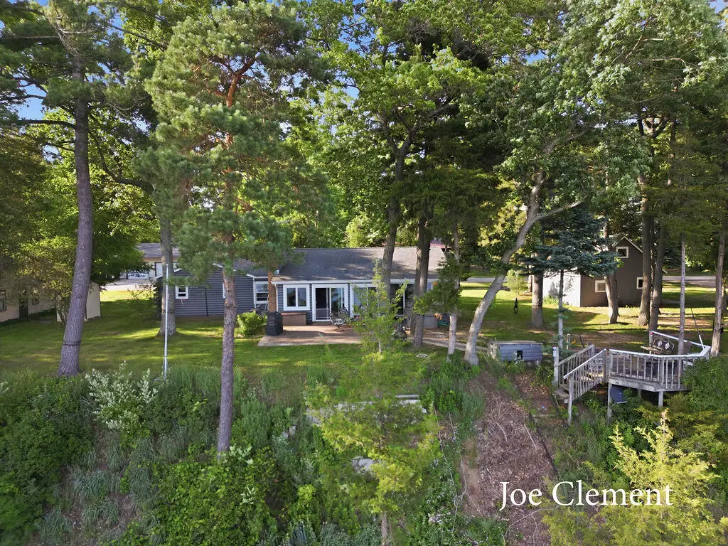 5708 E 52nd, Newaygo, MI 49337 - #1