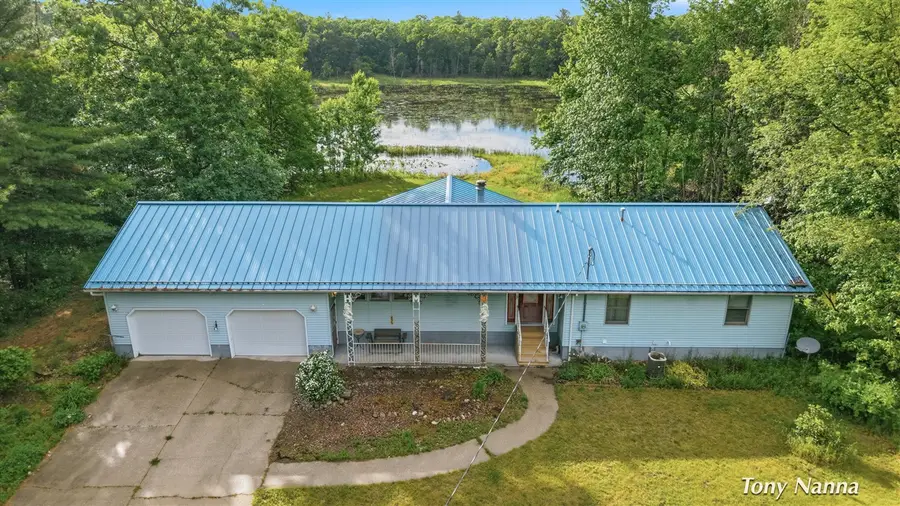 1318 E White Lake, Twin Lake, MI 49457 - #2