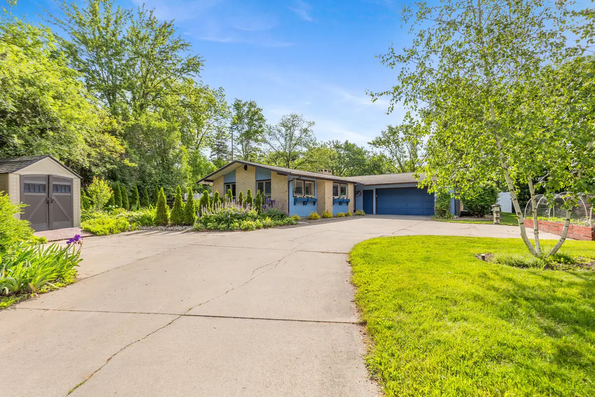 38 E Beltline, Grand Rapids, MI 49506 - #1