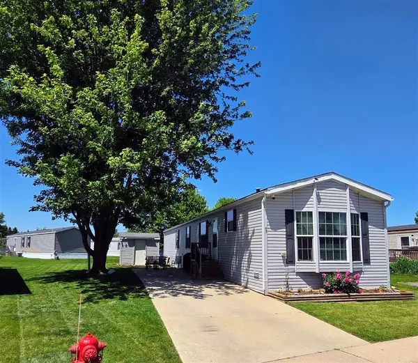 6988 Mckean #49, Ypsilanti, MI 48197